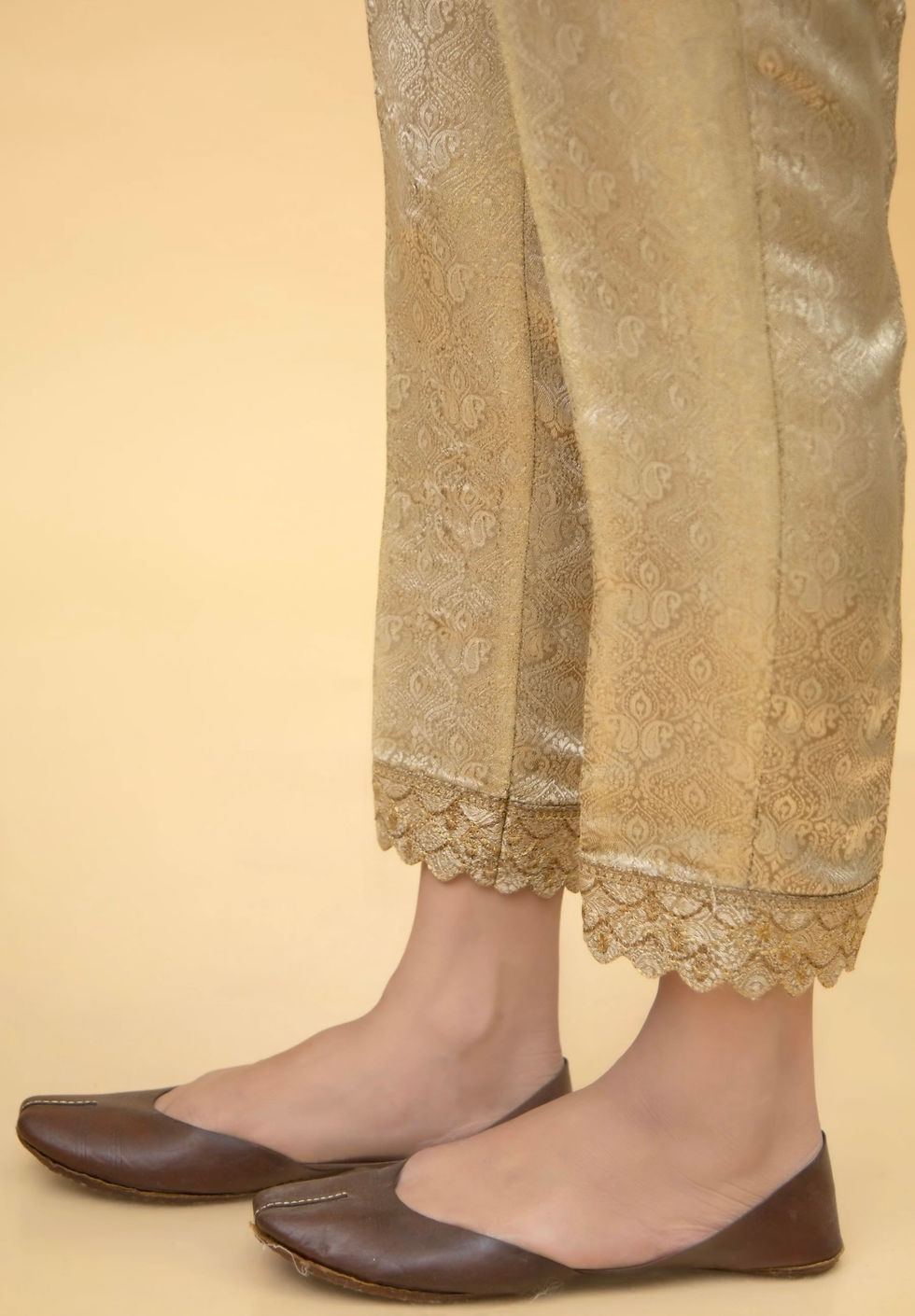 Thumbnail: Gold trouser- Zeen (medium)
