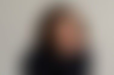 "JEG HOLDER AF AT SYNGE I DET INTIME FORMAT"