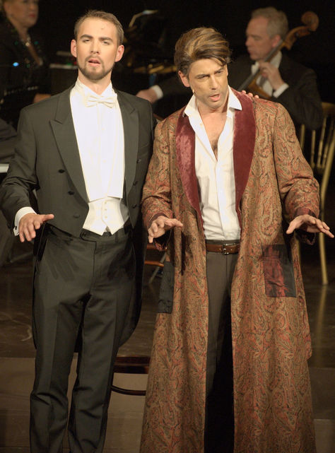 DE LYSE NÆTTER ER OVER OS!