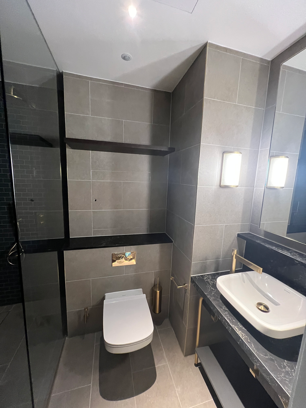 Hotel room En suit !
Mosaic&porcelan
Brickbond set up