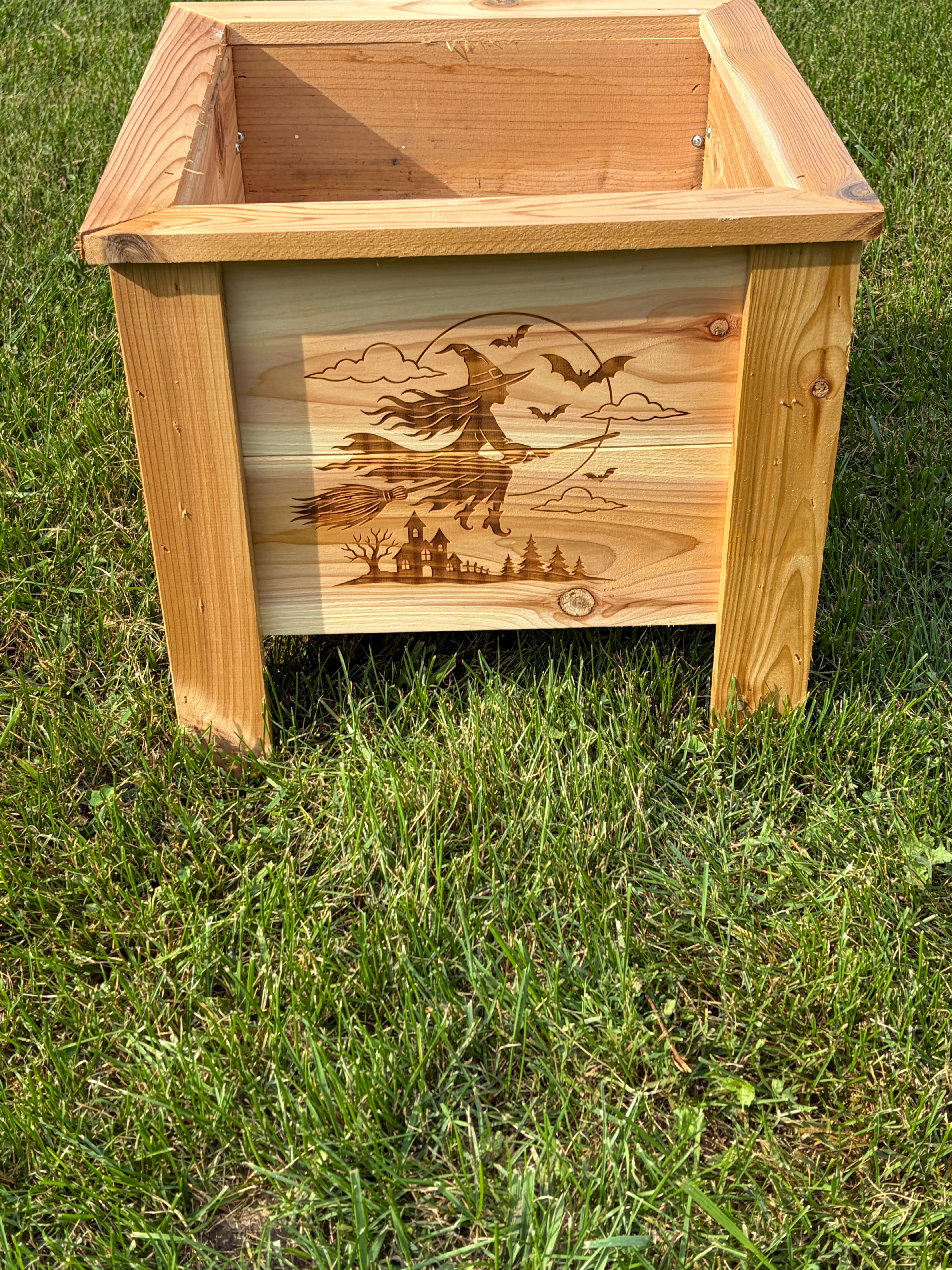 Cedar Planter - Flying Witch