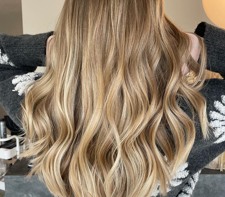 Hair By Natalie Blake - Balayage Hairdresser. Blonde Expert & Bridal Stylist