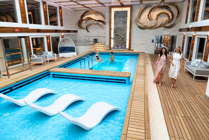 NCL ENCORE Haven courtyard