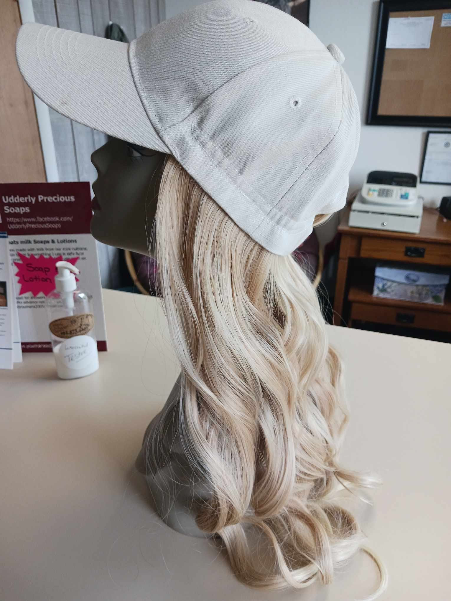 24 inch hat wig synthetic