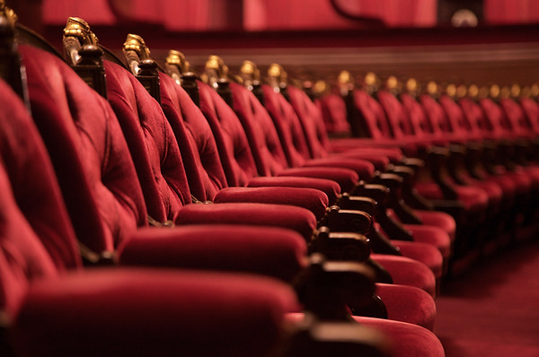 Chaises rouges