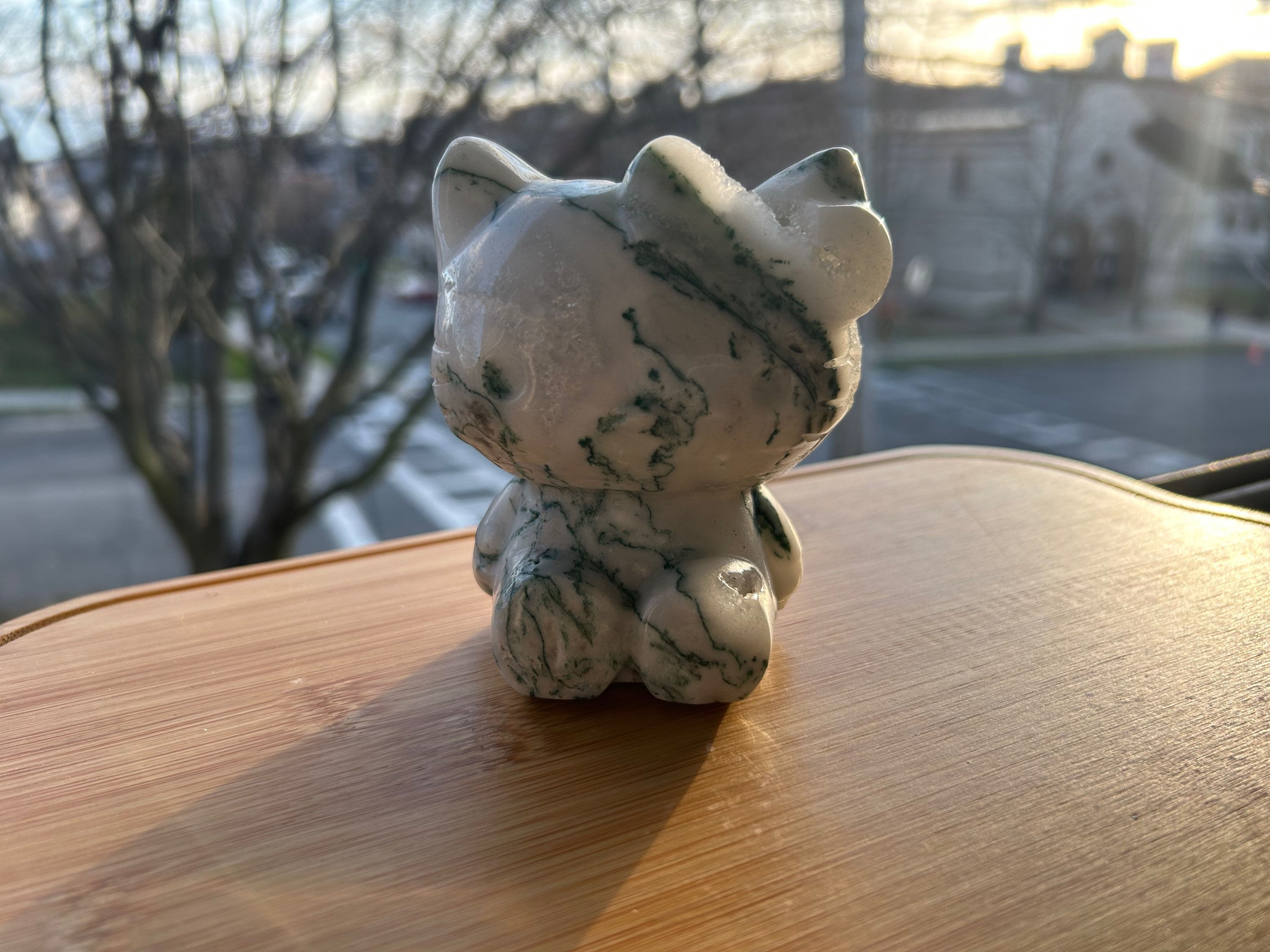 Tree Agate Hello Kitty