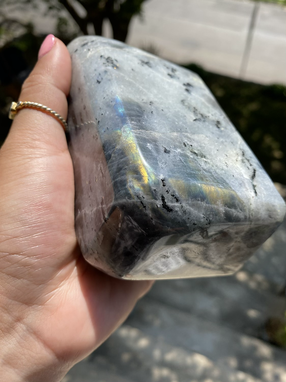 Thumbnail: Purple Labradorite