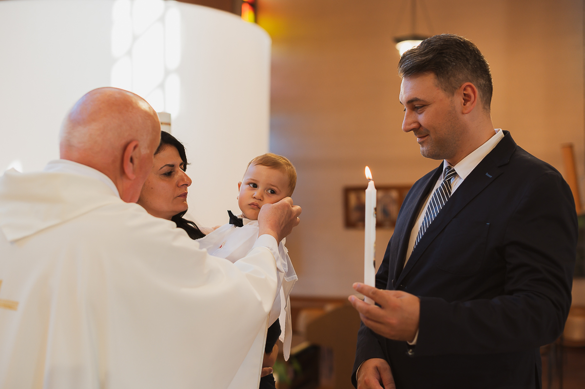 Battesimo, ritratto di famiglia a Milano