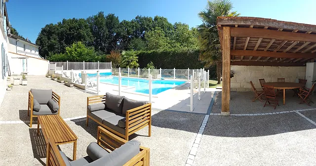 chambres d hotes et gite a saintes des 89