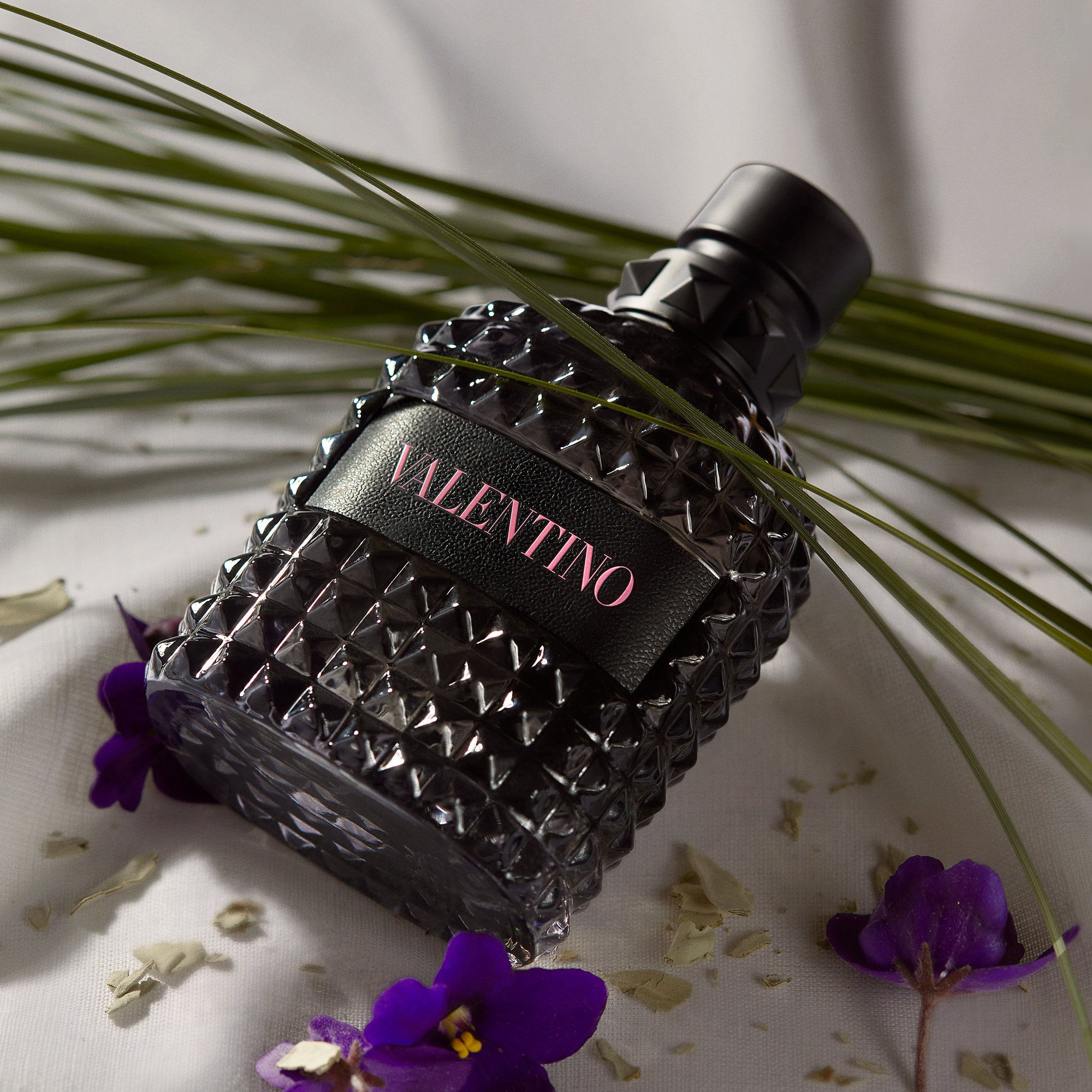 Valentino - Born In Roma EDT Sample