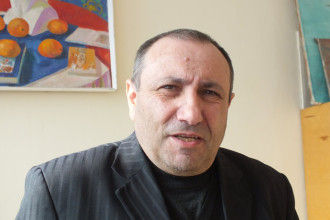 Հրաչ Բեգլարյան