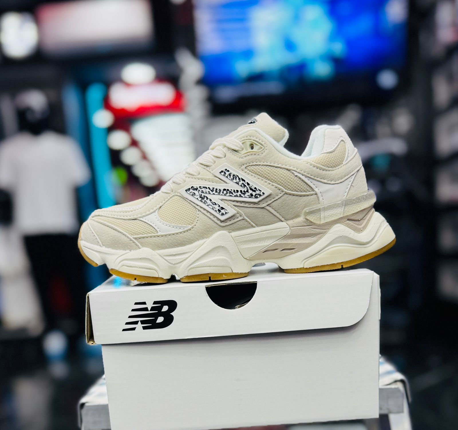 NEW BALANCE 9060 SEA SALT