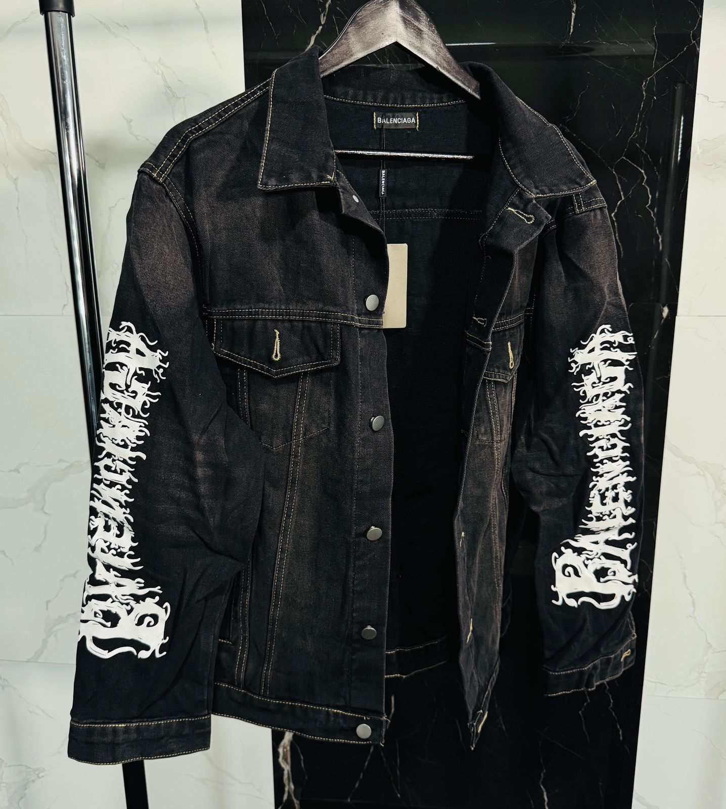 chamarra balenciaga pk