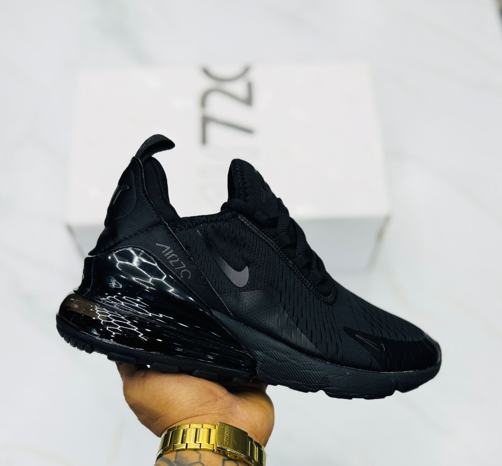 Nike Air Max 270