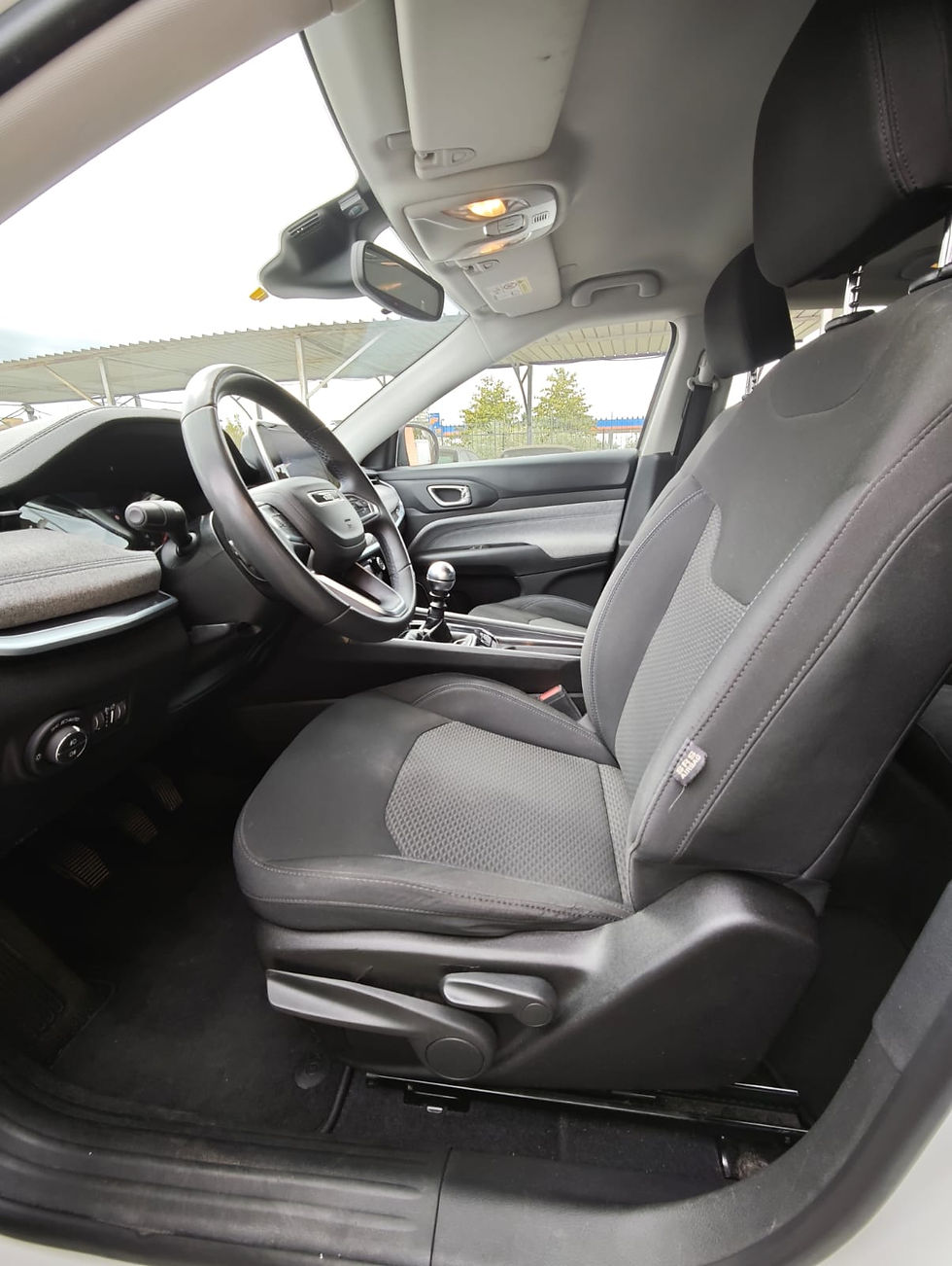 Thumbnail: JEEP COMPASS