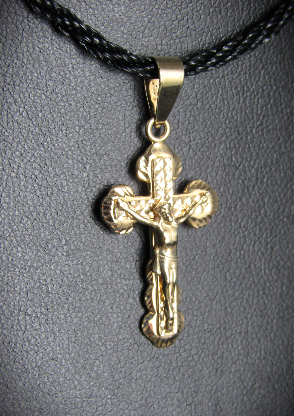 Thumbnail: 14KT Yellow Gold Cross Pendant