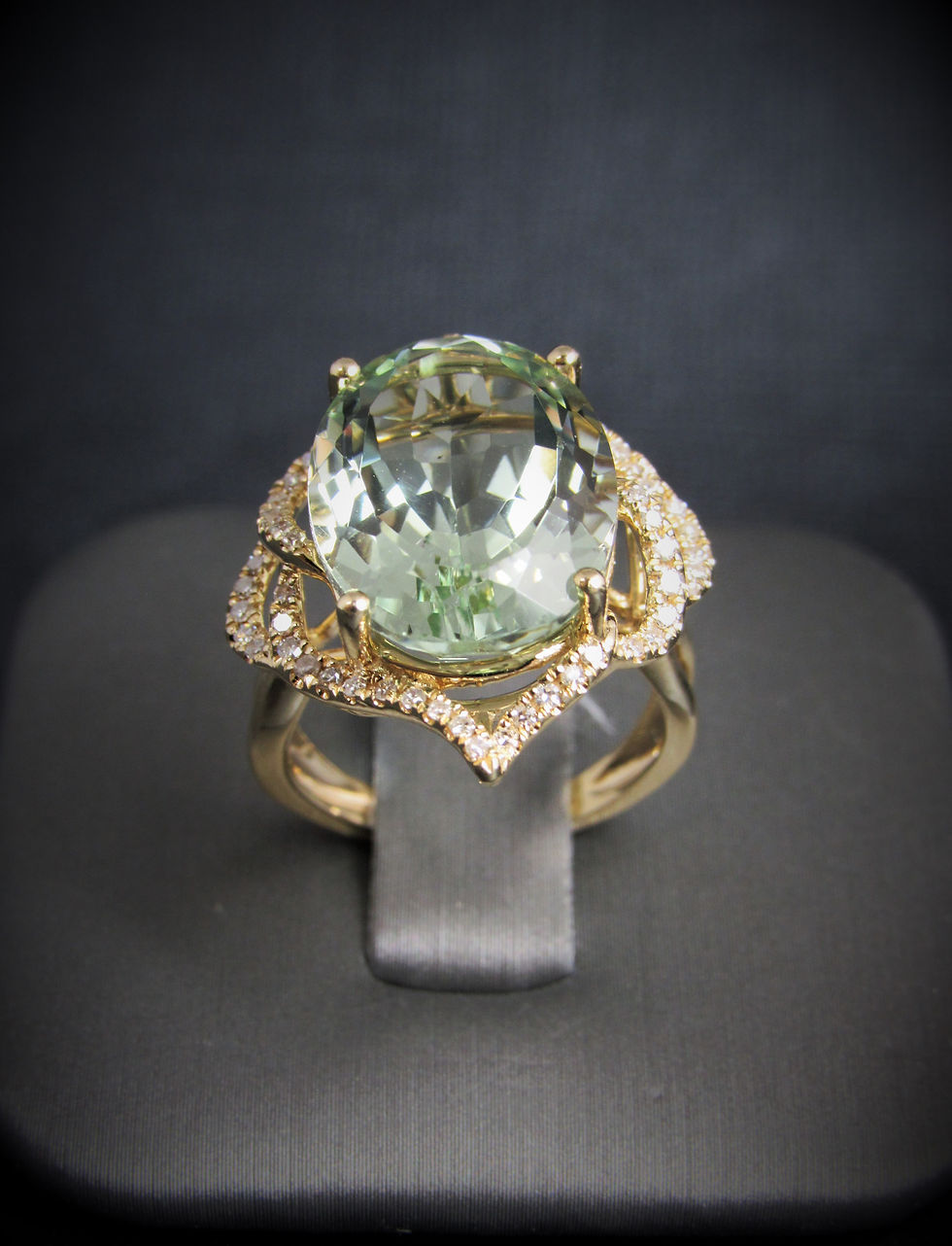 Thumbnail: 14KT Yellow Gold Diamond And Green Amethyst Ring