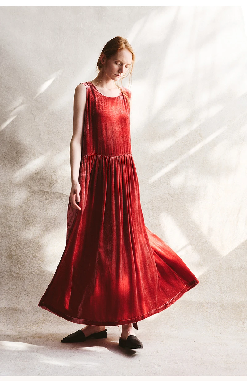 High-end velvet women's wear - long-sleeved long style