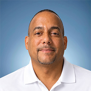 luis-figueroa-300-300-min.jpg