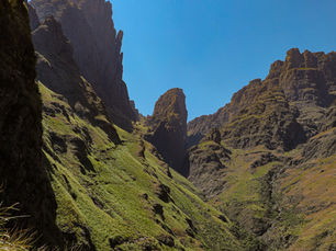Why Mnweni Circuit Should Be Your Next Drakensberg Hike After Thukela Falls