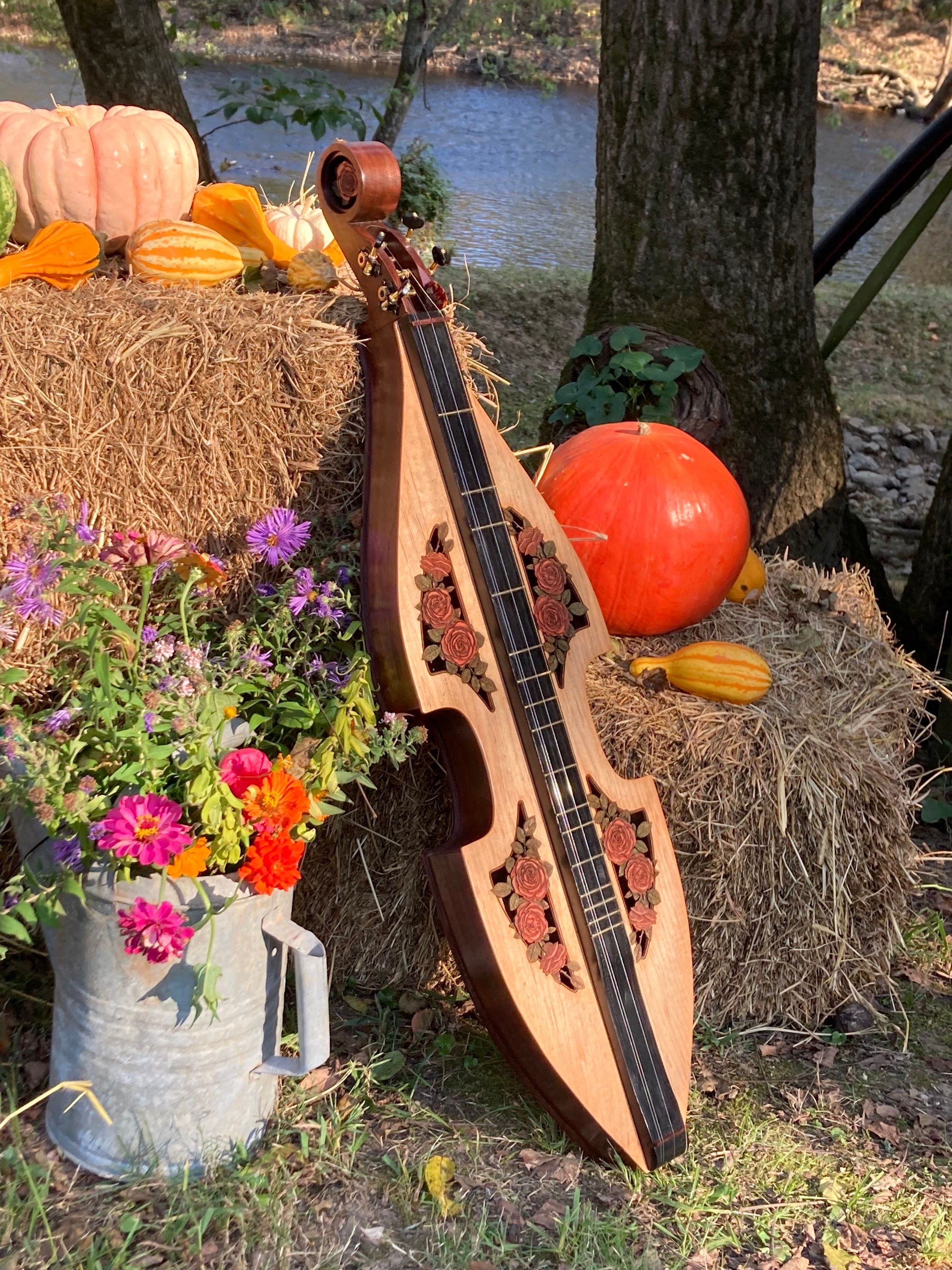 Mountain Dulcimer vintage rose