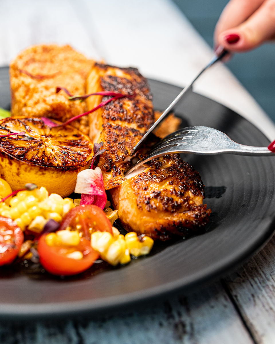 Breakfast Brunch Lunch Dinner Food Restaurant Menu Chef Cuisine Delicious Tasty Fresh Healthy Gourmet Farm-to-table Local ingredients Seasonal Signature dishes Coffee Beverages Desserts Gluten-free options Vegan options Family-friendly Fine dining