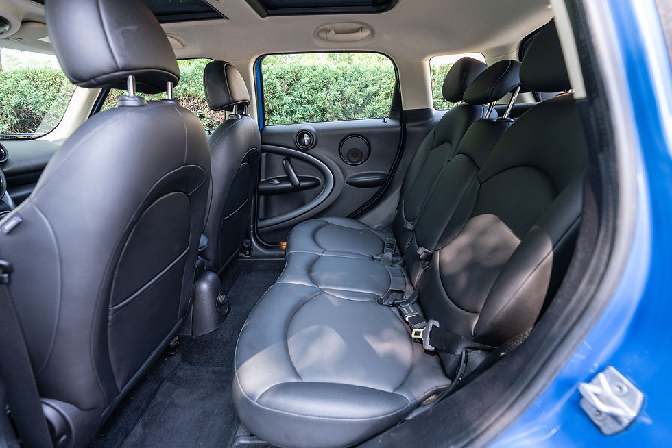 Thumbnail: blue 2013 Mini Cooper S ALL4 back seat