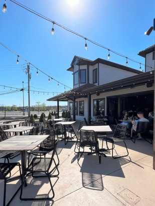 B2 Bistro + Bar