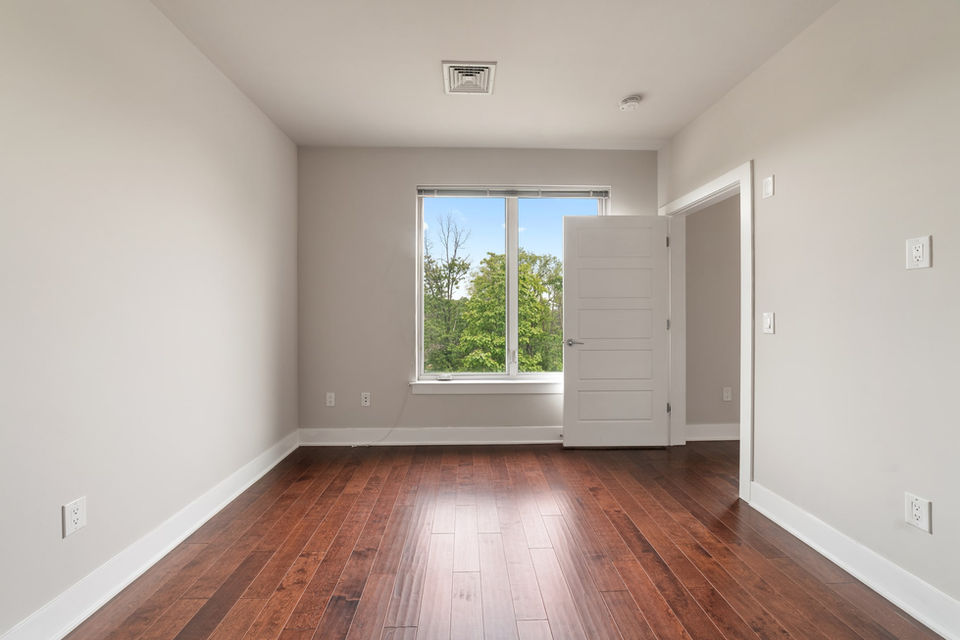 Apartments with parking Westfield NJ

