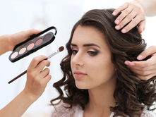 6 Things Before Booking a Wedding Bridal Makeup Service