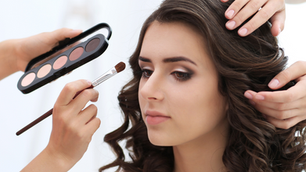 6 Things Before Booking a Wedding Bridal Makeup Service