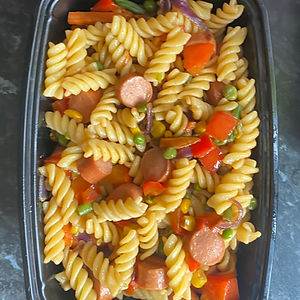 Pasta with sausages and vegetables
