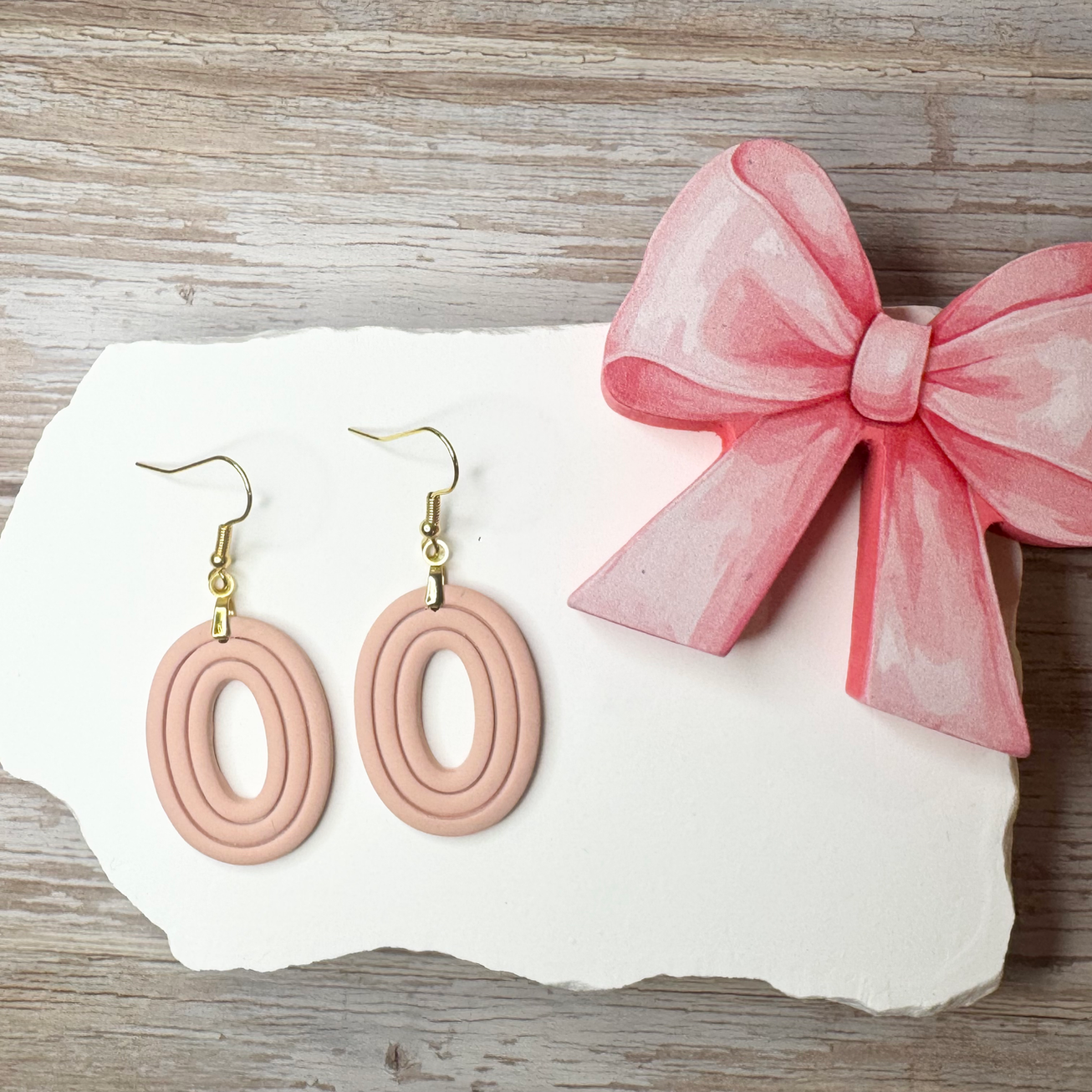 Nora - Sculpted Oval Polymer Clay Earrings (Fawn)