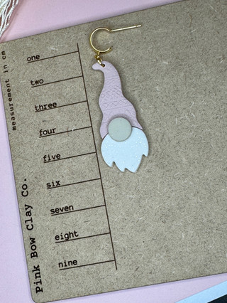 6 cms height