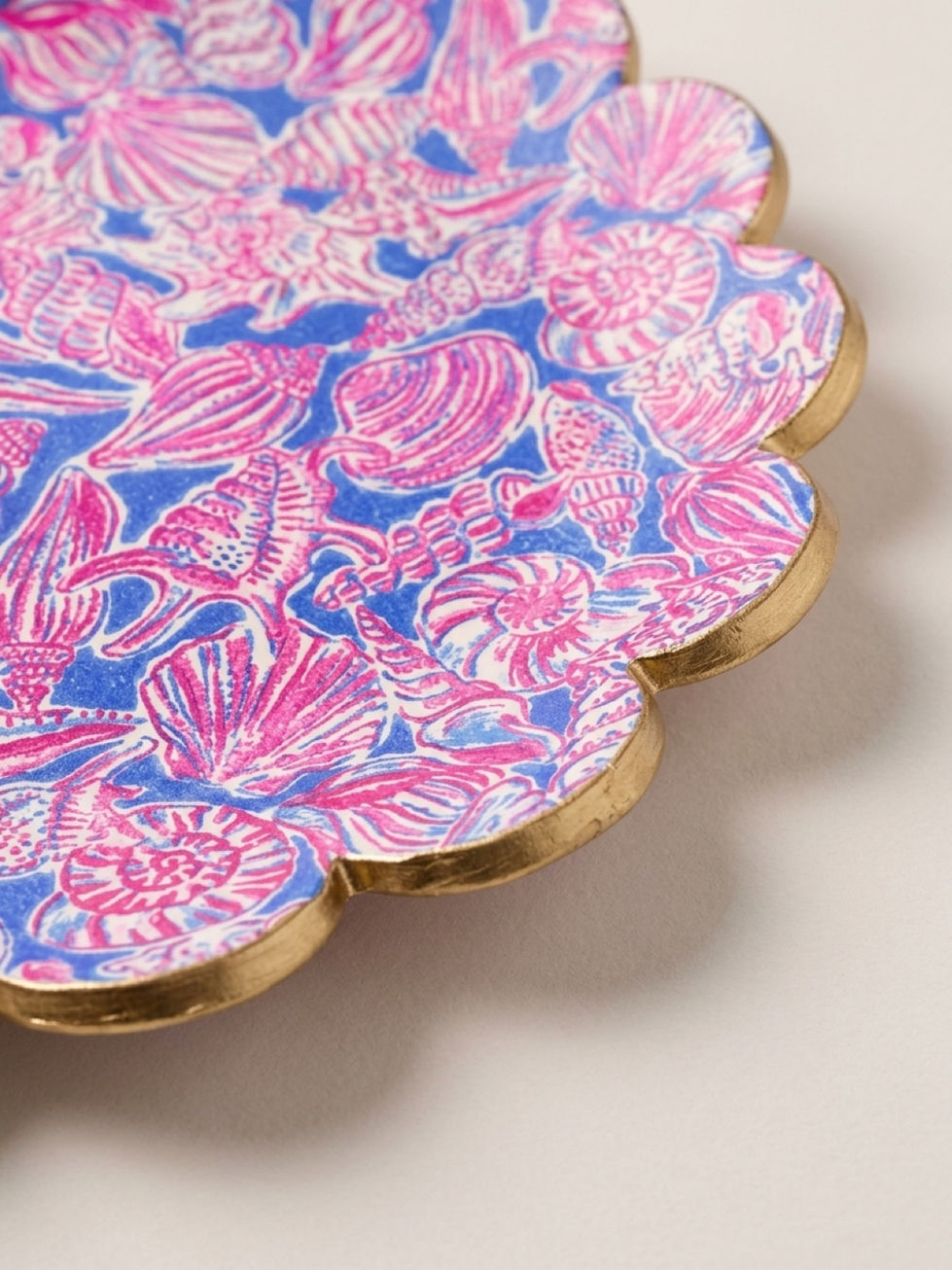 Close Up - Seashell Social Clay Trinket Dish