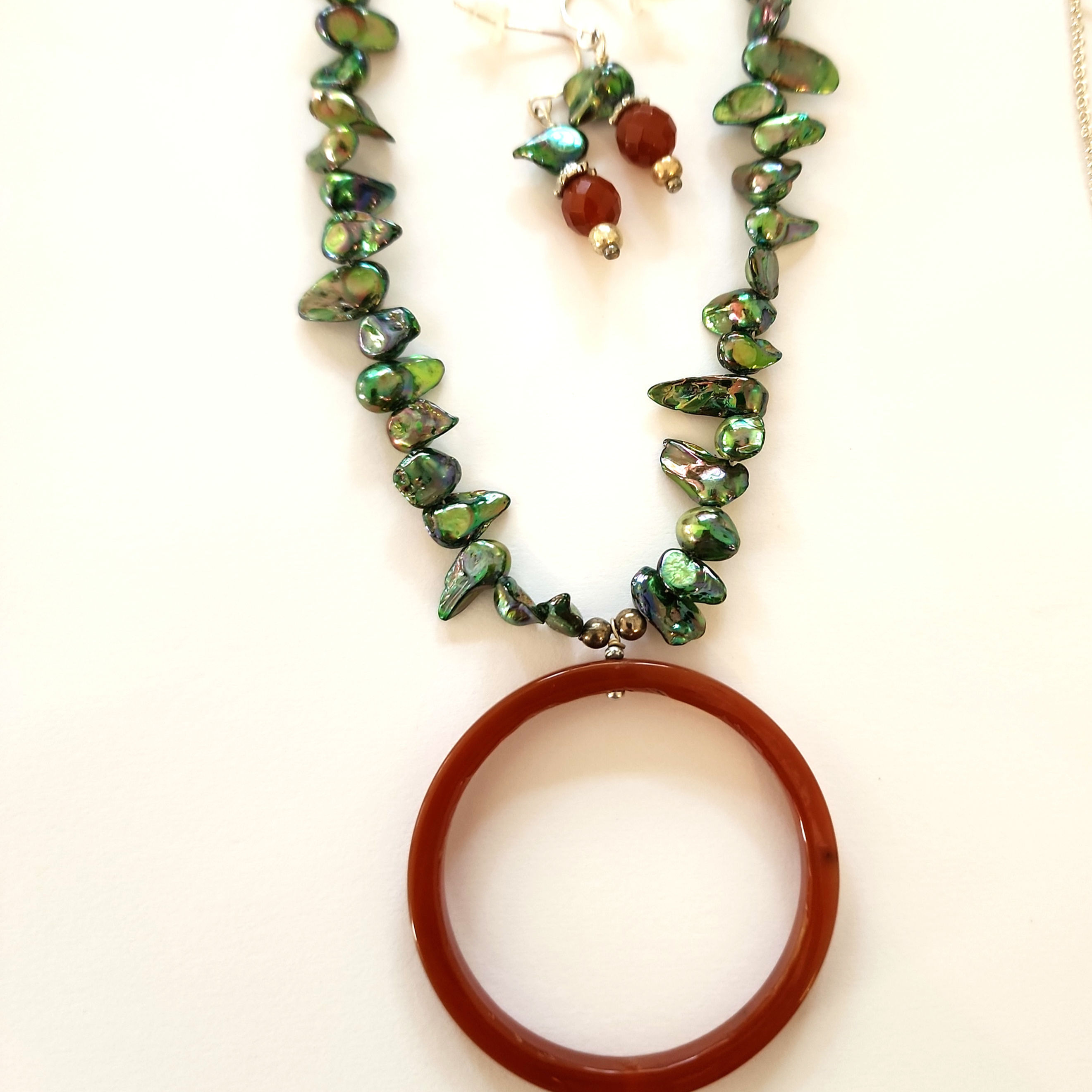 #11 16" Green/Just Necklace with Earrings 