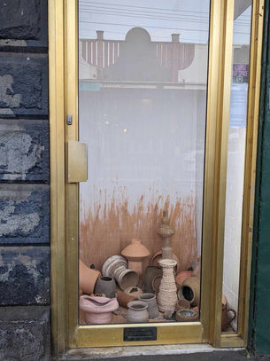 MELANIE HOULT - HOLDING