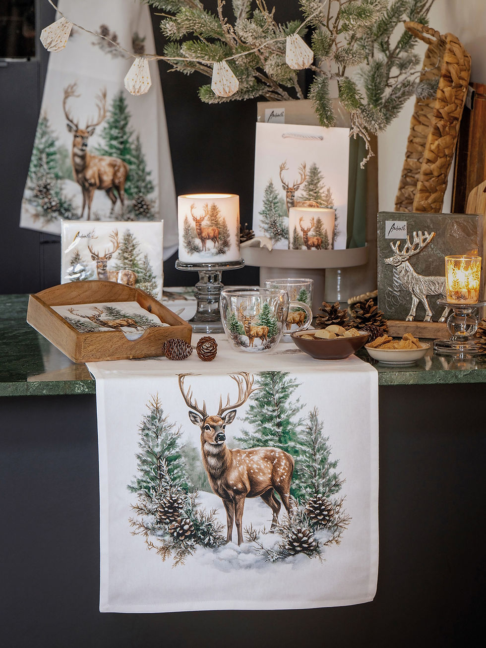 „Winter Stag“ – ein kraftvolles Winter-Design von Ambiente Europe