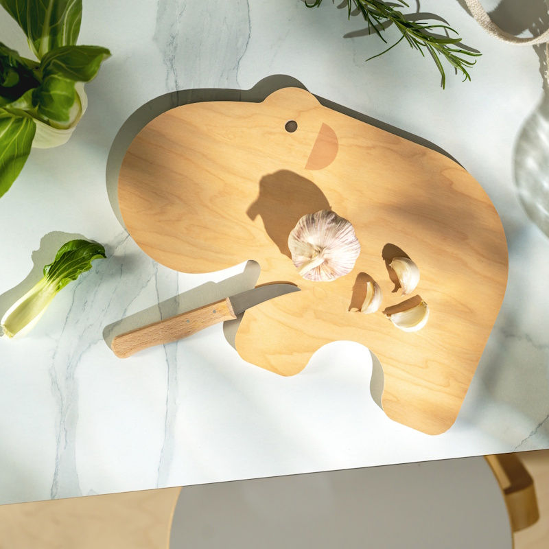 Ein Nilpferd für den Snack