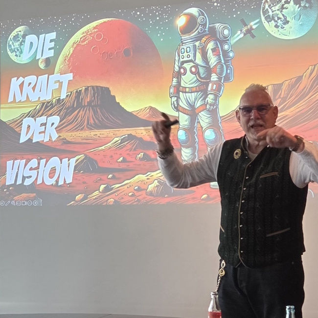 Frank Rehme sprach über die Nutzung von KI-Technologien im Handel. Foto: © Beate Schraml/HWB