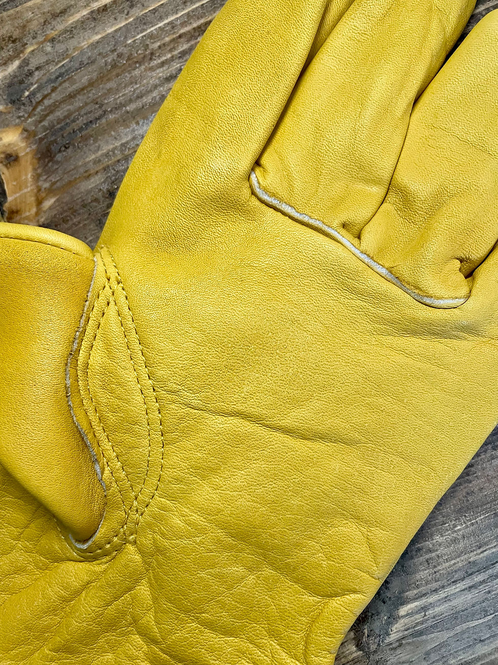 Thumbnail: Engraved Cowhide Leather Gloves