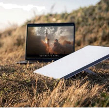 Travaillez où vous voulez. Le Kit Starlink Mini vous offre une connexion Internet rapide et stable, même au cœur de la nature.