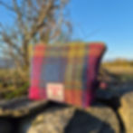 Handmade Harris Tweed® pouch in classic check, crafted in Scotland with cotton lining and YKK zip – ideal for everyday essent