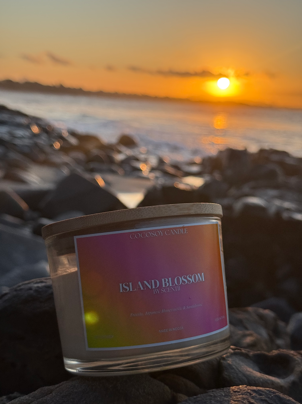 Thumbnail: Island Blossom