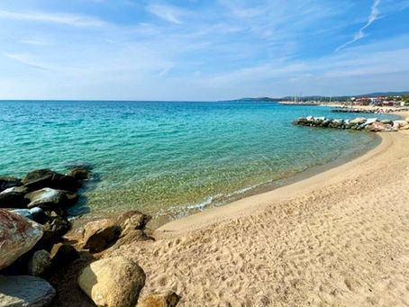 5 Best Family-Friendly Beaches in Nikiti (Shallow Water & Easy Parking)