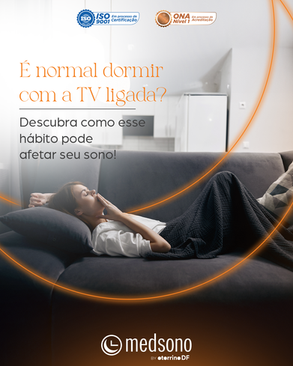É normal dormir com a televisão ligada?