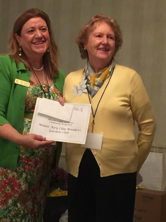 Esther accepting Beatrice M. Coiner Award from NCAGC President Robin Hammer