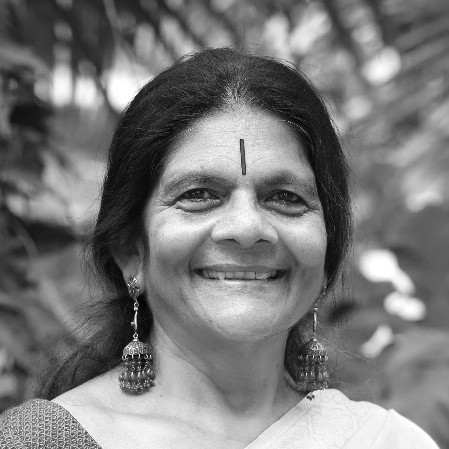 Founder and CEO, Mann Deshi Bank and Foundation Chetna Gala Sinha is an activist, farmer and banker. She is the recipient of the Nari Shakti Puraskar, India’s highest civilian award for women who work in the area of women’s empowerment. She has served as a Co-Chair of the World Economic Forum in Davos (2018), Switzerland and as a Co-Chair of Financial Inclusion at the W20 Summit (2018) in Argentina. Chetna founded the Mann Deshi Foundation in 1996 in Mhaswad, a drought- stricken area of Maharashtra, with the aim of economically and socially empowering rural women. In1997, she set up the Mann Deshi Mahila Sahakari Bank-India’s first bank for and by rural women.