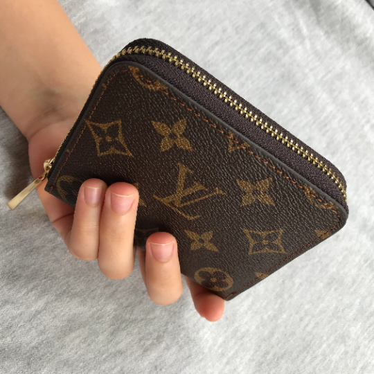 authentic mini zippy wallet