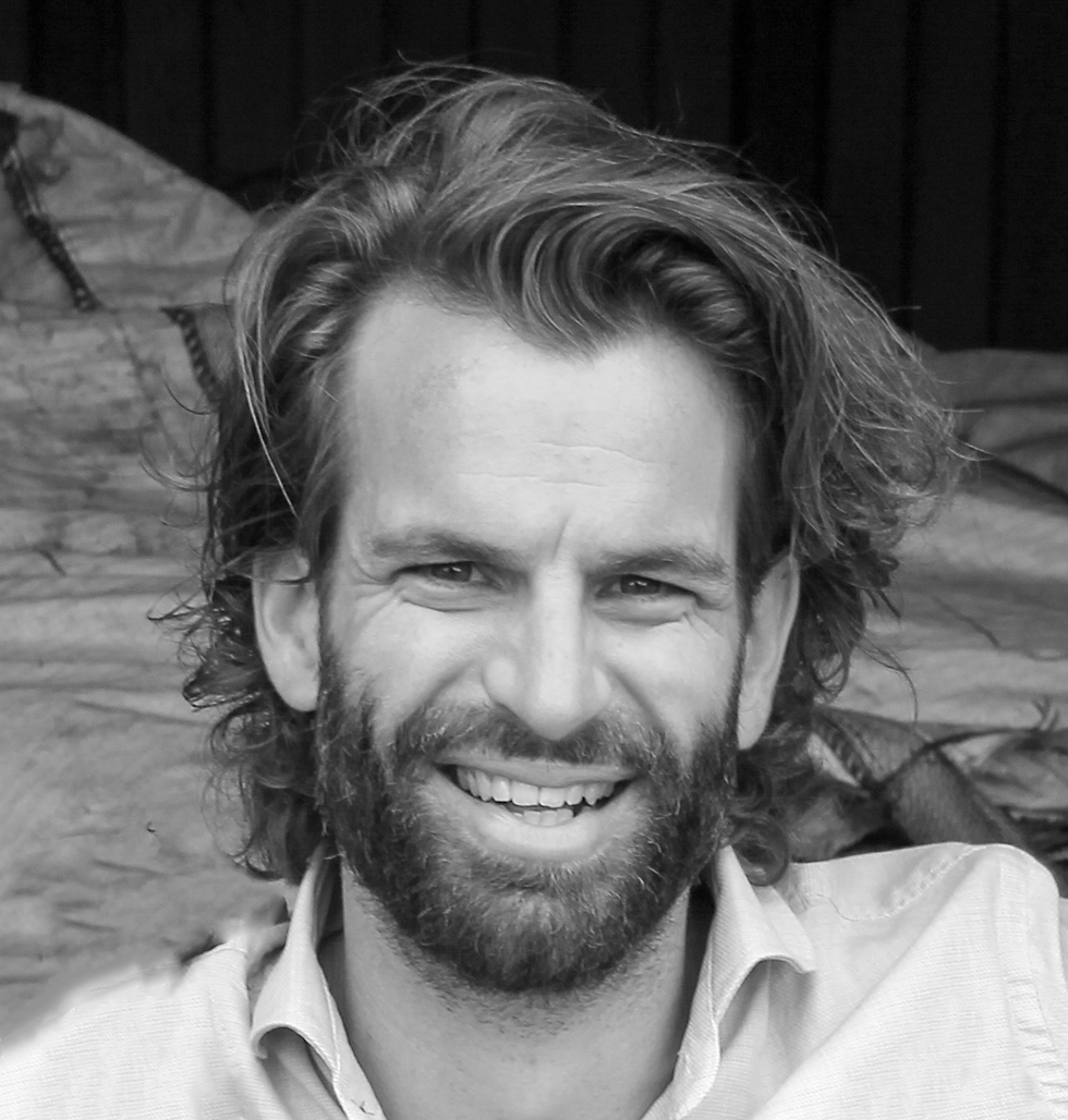 Director and Founder, Closing The Loop Joost started Closing the Loop (CTL), a company that won the Dutch Circular Award in 2018. Since its commercial start in 2014, CTL has been a pioneer in circularity for tech. Its efforts to close loops in an industry struggling with a less sustainable image - serving customers that are reluctant to choose sustainability over usability - resulted in the creation of pragmatic circular services. Closing the Loop's waste-compensation services are now creating customer value and positive impact for tech buyers, some of the world's largest companies as well as the tech industry itself. Joost has been an entrepreneur for 10 years and worked for Accenture and the Global Reporting Initiative in the past.